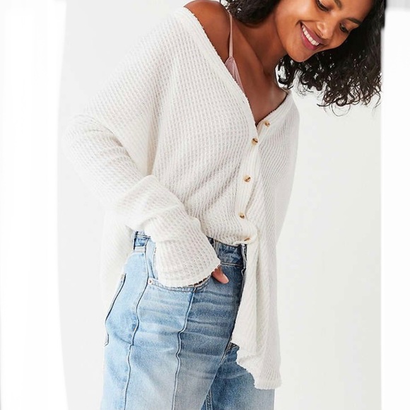 URBAN OUTFITTERS OUT FROM UNDER JOJO Cardigan